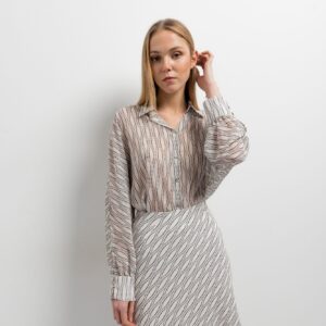 Camisa gasa estampada puntitos