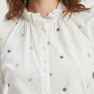 Camisa flores bordadas