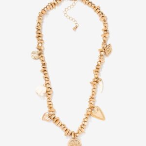Collar dorado con colgantes