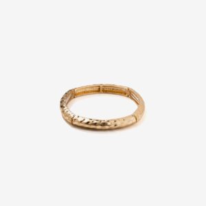 Pulsera dorada martelada